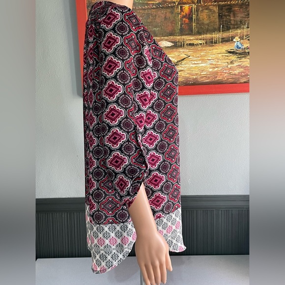 Tacera Blouse SZ - M - Picture 3 of 6